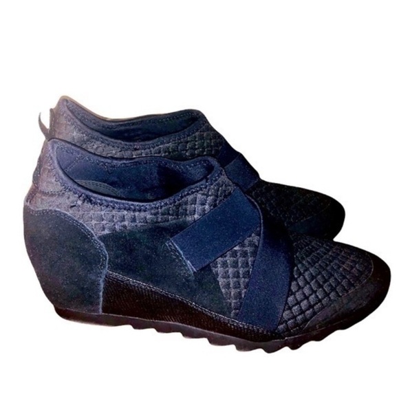 BareTaps shoes wedges women’s size 6.5 NEW WITH OUT THE BOX - Picture 2 of 7